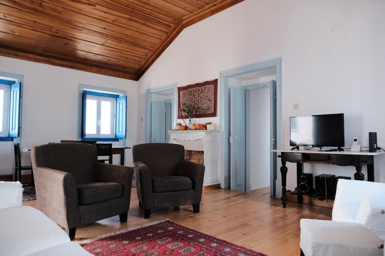 Azoia 10 - Hostel & Casas De Campo Azoia de Baixo Экстерьер фото