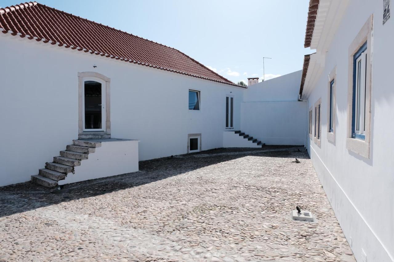 Azoia 10 - Hostel & Casas De Campo Azoia de Baixo Экстерьер фото