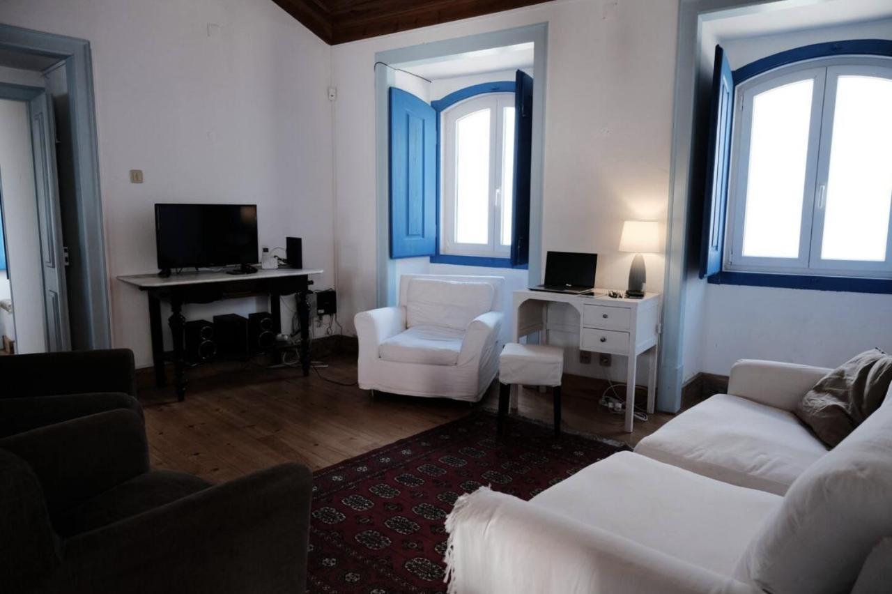 Azoia 10 - Hostel & Casas De Campo Azoia de Baixo Экстерьер фото